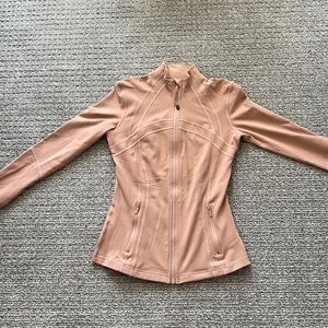 Lulu define jacket!